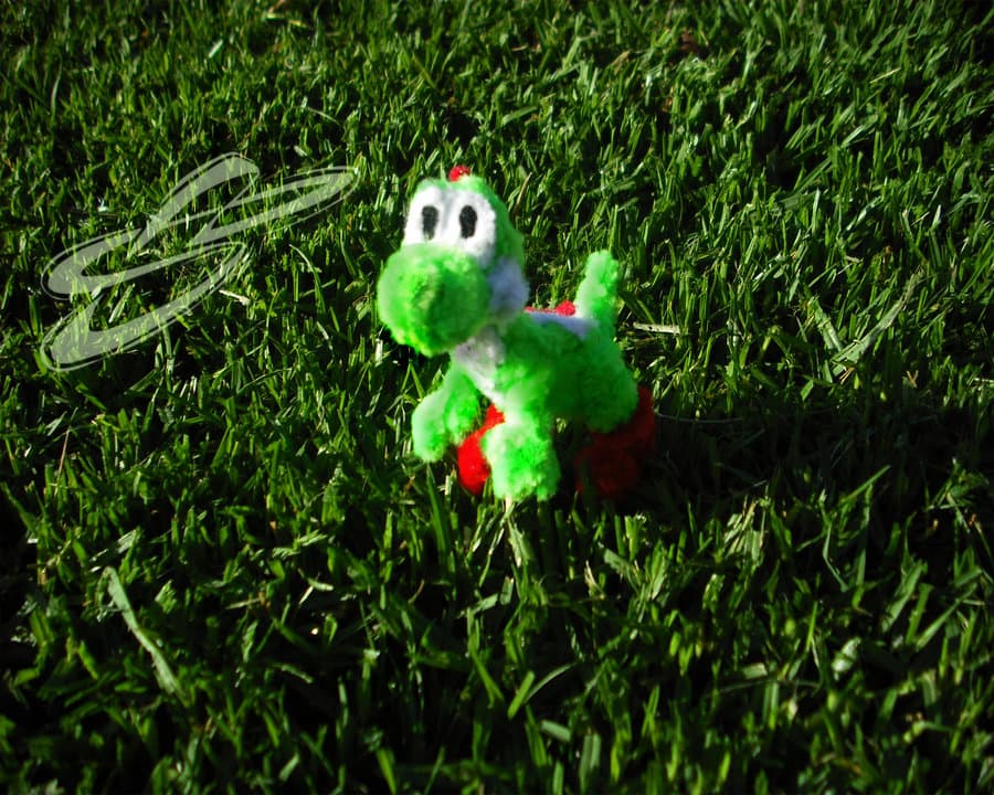 yoshi_stroll_by_leo_tux-d31trs7