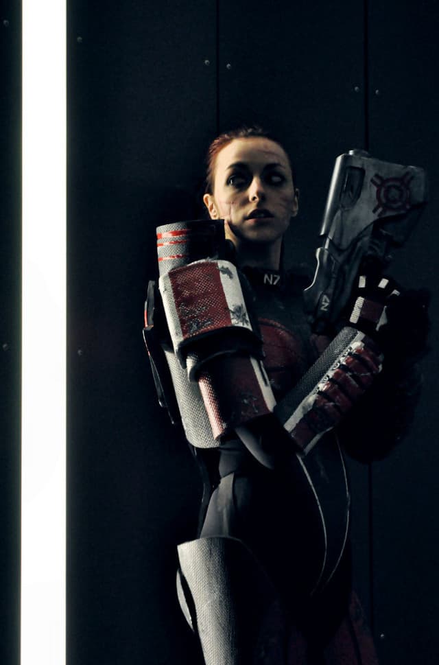 mass-effect-cosplay-4
